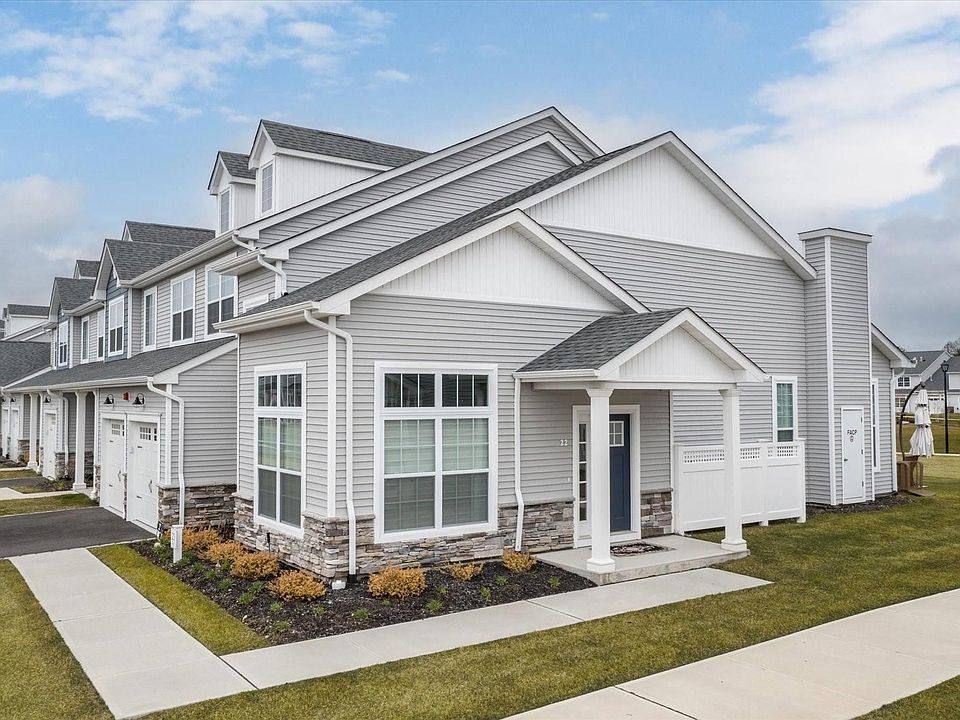 1st image of 22 Farm Acre Circle #22