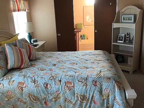 4th image of 105 Baywater Cir