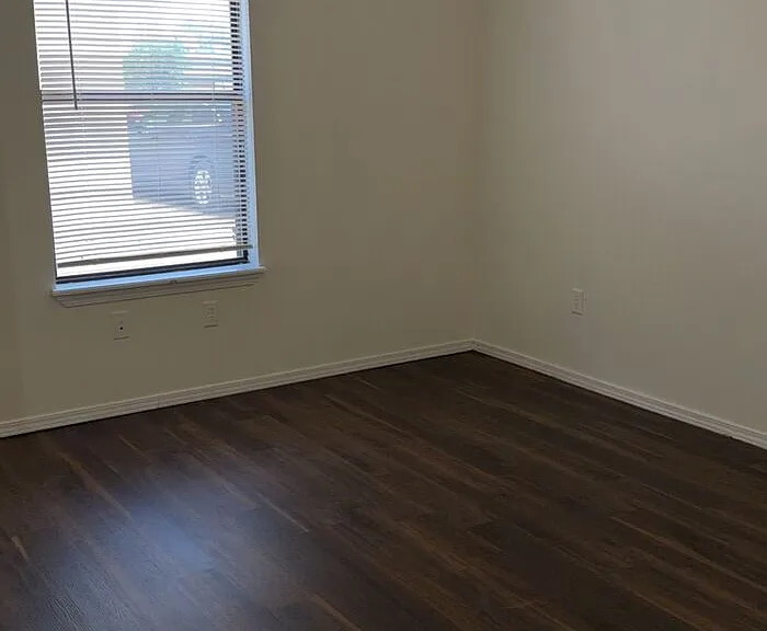 812 S Elgin Ave #4 — Photo 7