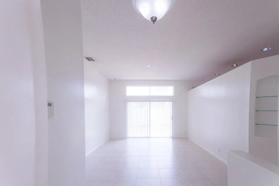 3 bed, 1750 sqft, $3,500 — Photo 3