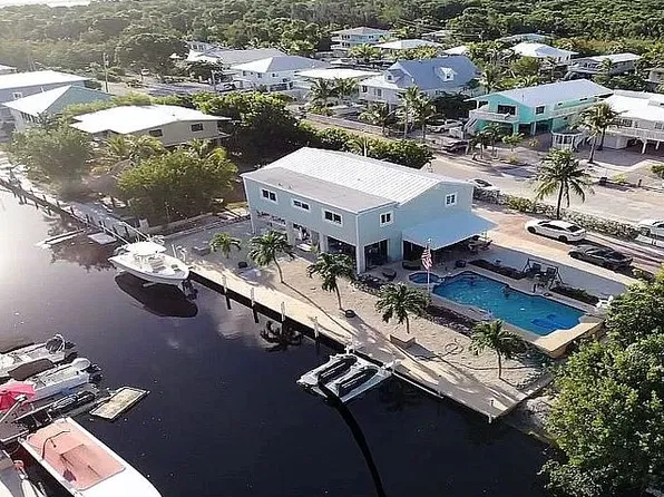 125 3rd Ln, Key Largo, FL 33037