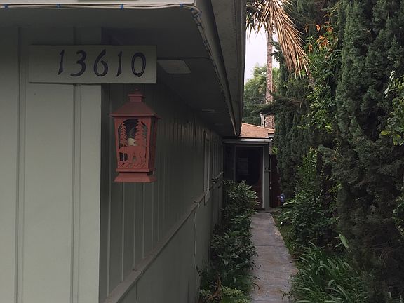 Front door of the back unit