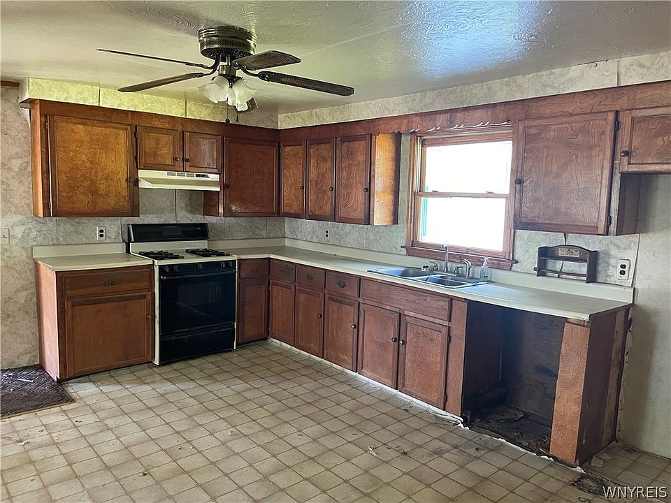 12910 Deerfield Dr, Chaffee, NY 14030 Zillow