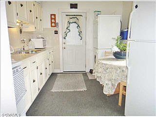 5th image of 1549 Wake Ave