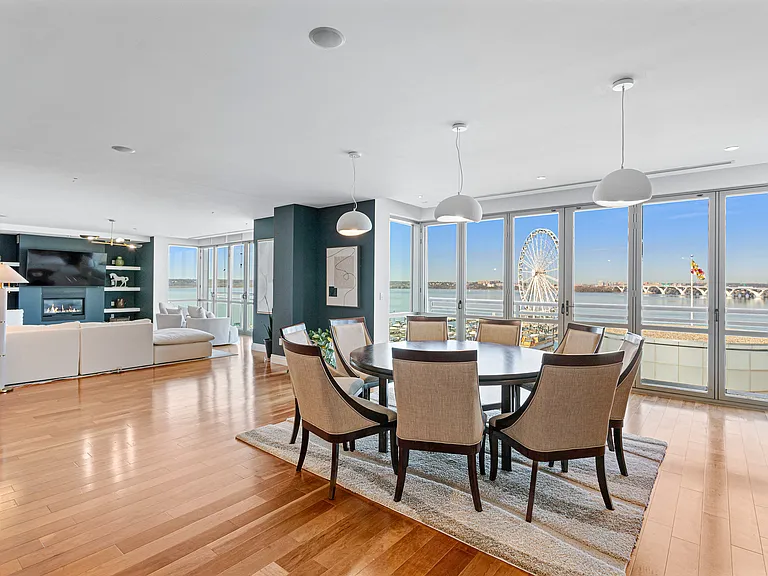 147 Waterfront St #402 — Photo 5