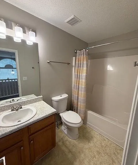 7098 Cavender Dr SW — Photo 17