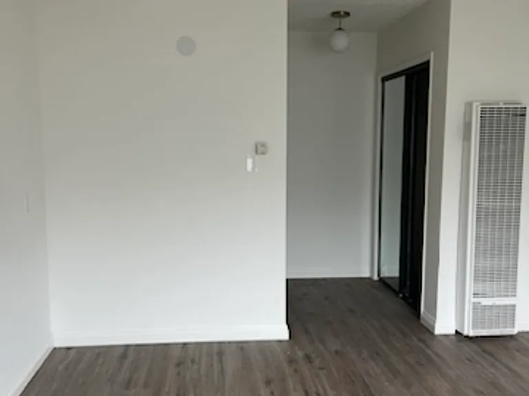 11969 Iowa Ave #5 — Photo 17