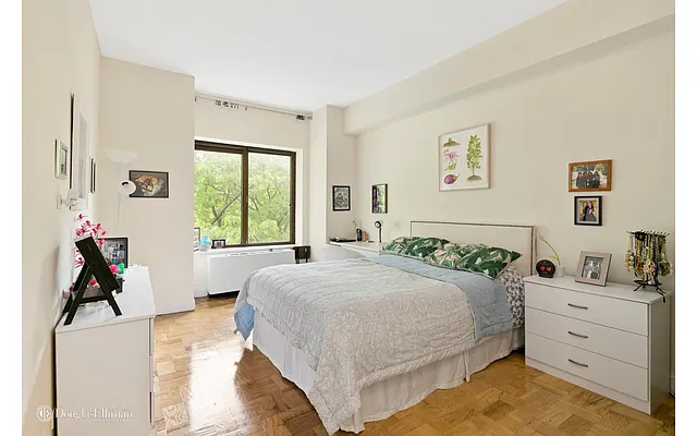 Rented by Douglas Elliman | media 10