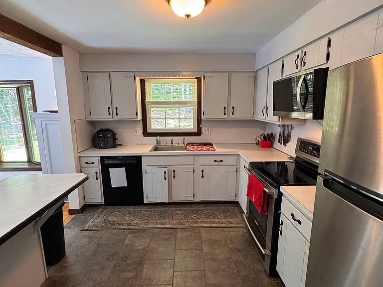 190 Pillsbury Rd — Photo 11