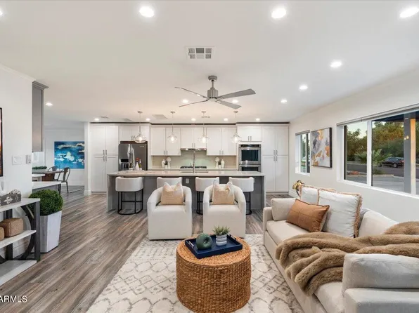 8224 E VIRGINIA Avenue, Scottsdale, AZ 85257