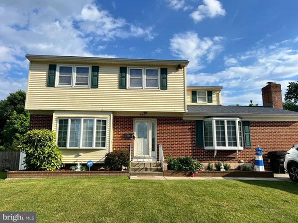 884 Townsend Blvd, Dover, DE 19901