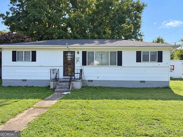 1110 Henderson Ave, Rossville, GA 30741