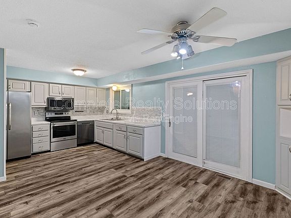 2nd image of 26 Timberbrook Dr #26