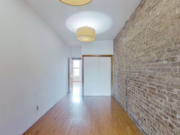 4th image of 347 5th Ave APT 3L