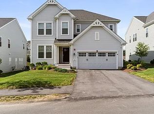 20 Cherry Ln, Hopkinton, MA 01748