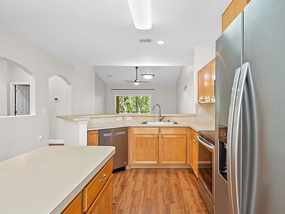 2nd image of 5663 Greenland Rd #1-905-1