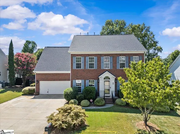 18 Meadow Rose Dr, Travelers Rest, SC 29690