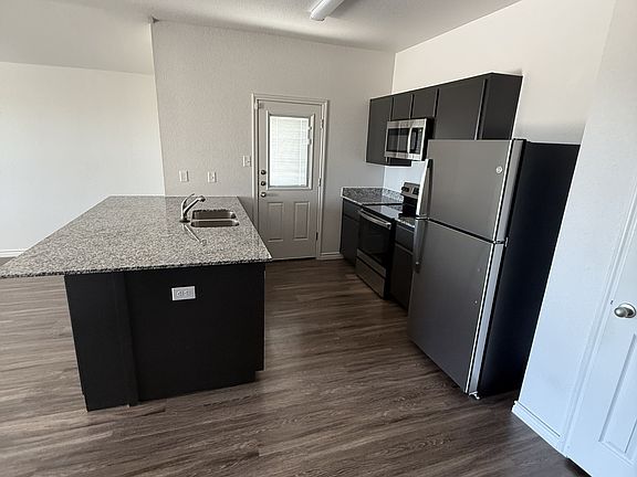 3rd image of 5507 Cessida Dr #A