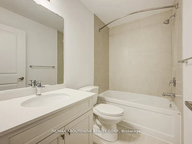 120 Court Dr #85 — Photo 30