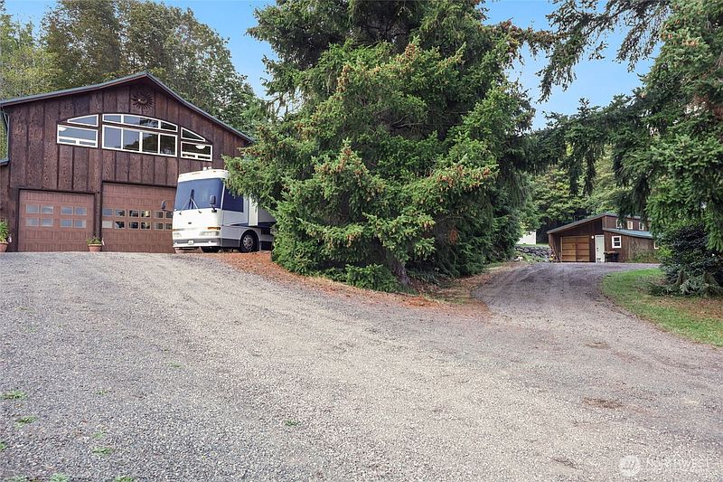 4th image of 605 SHINE Road