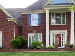 475 Queens Bridge Rd, Collierville, TN 38017