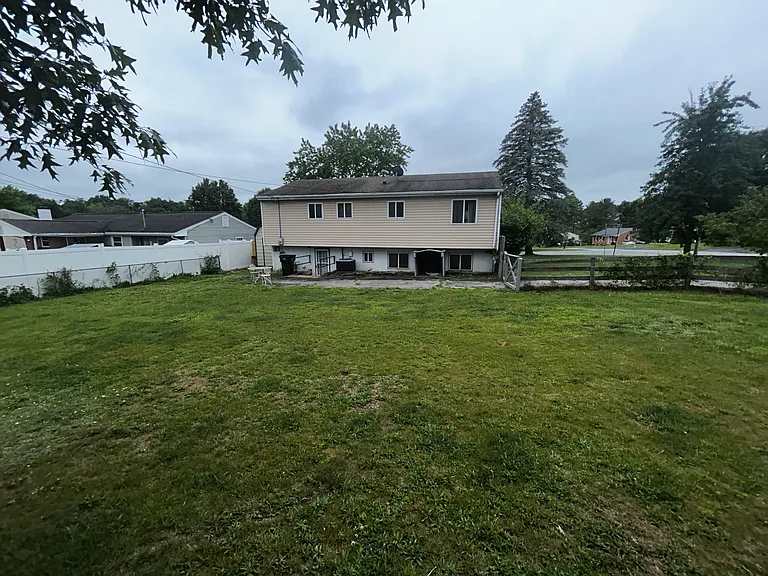 2857 Envoy Dr — Photo 14