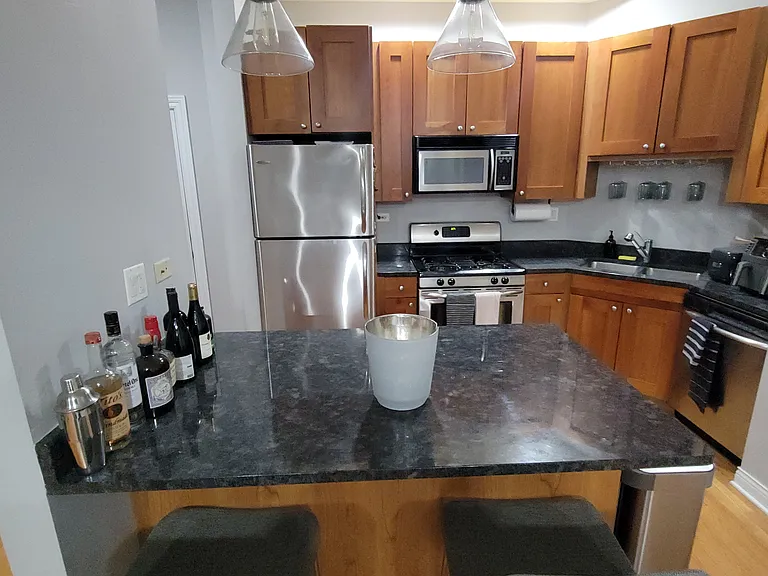 1355 W Washington Blvd #6A — Photo 5