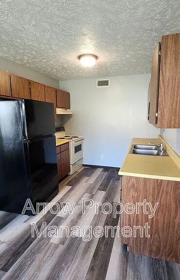 828 E St #105 — Photo 5