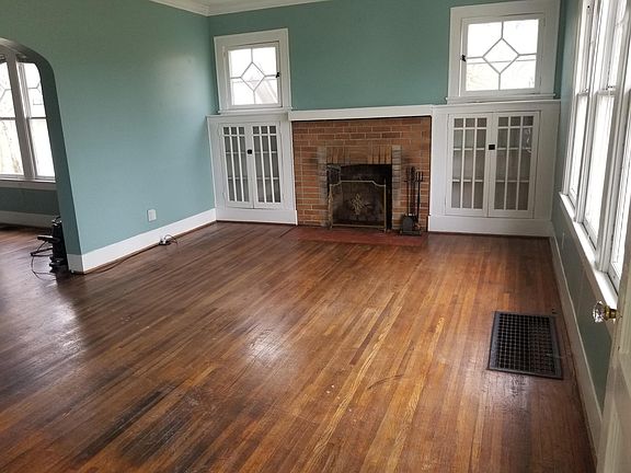 3rd image of 1259 Highland Dr
