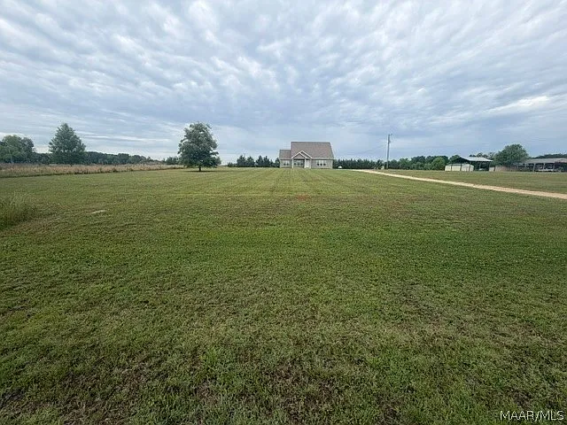 2107 Geddie Loop Rd — Photo 9