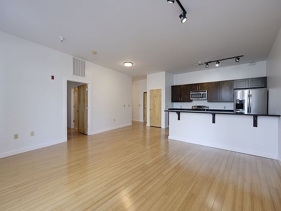 4th image of 1706 18th Ave S Suite 104