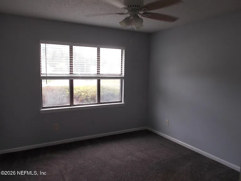 7529 Falcon Trace Dr W — Photo 17