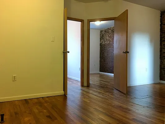 Rented by Crosstown Apartments NYC | media 40