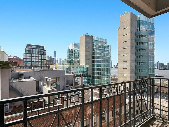 4th image of 366 W 11th St APT 11C