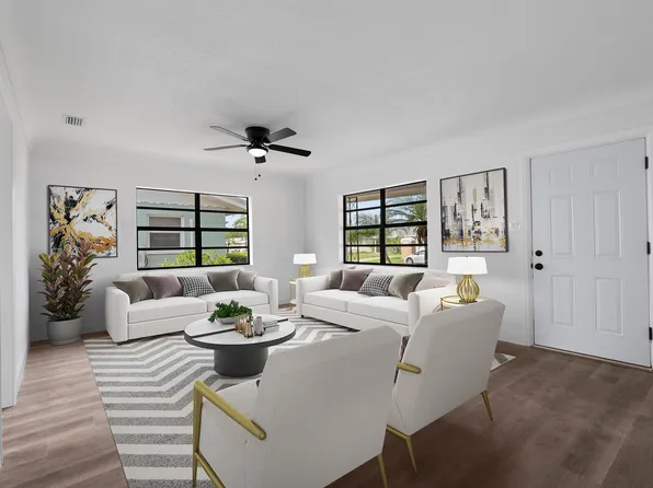 9033 3rd St N, Saint Petersburg, FL 33702