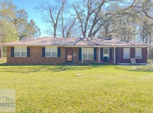 569 Revis Blocker Rd NE, Glennville, GA 30427