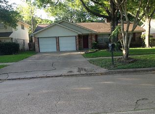 12860 Westleigh Dr, Houston, TX 77077