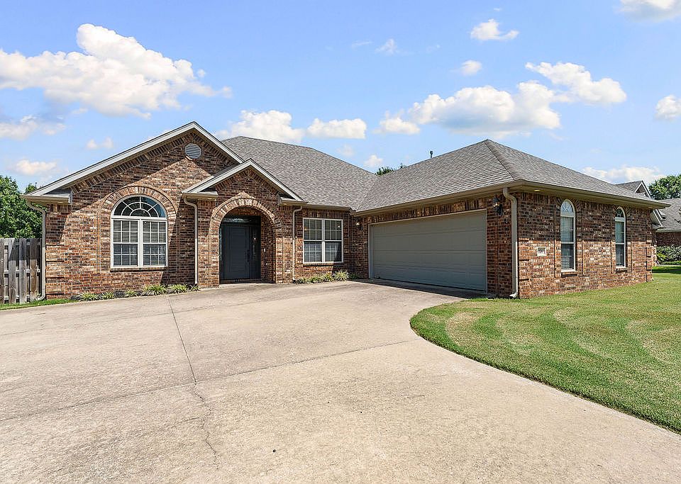 1st image of 258 Sundown Dr