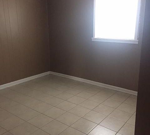 4th image of 22806 Lakeway Hbr