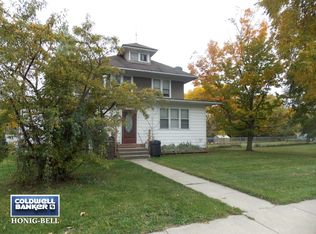 335 E Beloit St, Darien, WI 53114
