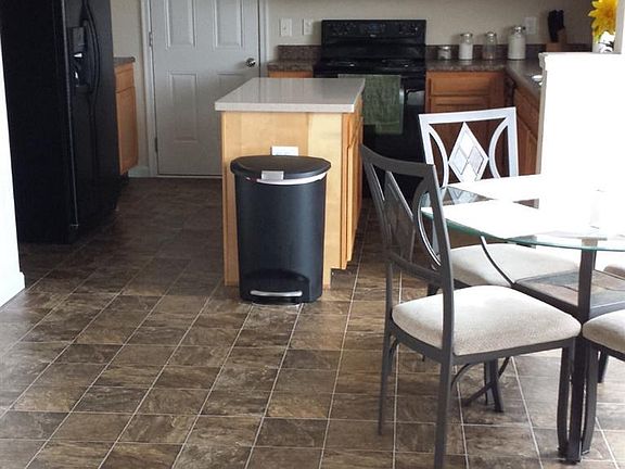 4th image of 2831 Chopin Dr