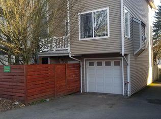 535 N 103rd St APT C, Seattle, WA 98133