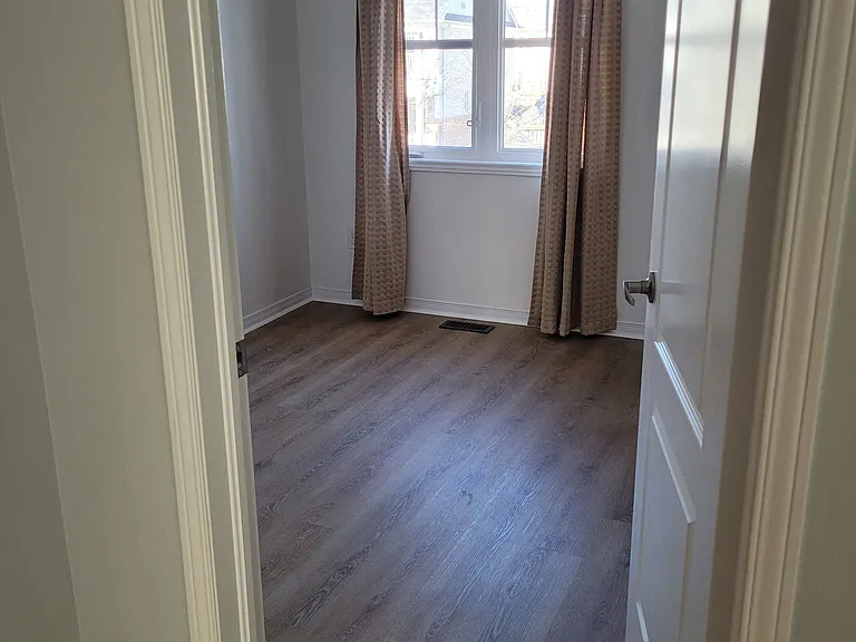 17 Southshore St — Photo 18