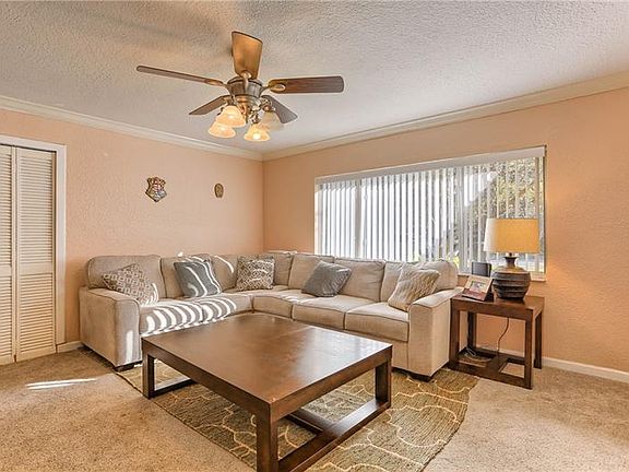 3rd image of 1854 San Mateo Dr