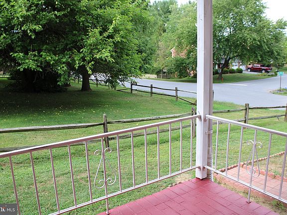 4th image of 238 N Colonial Dr