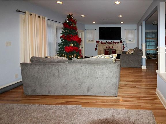 5th image of 4906 Edgepark Dr