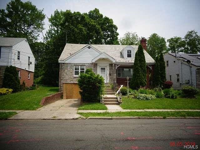1st image of 92 Saint Johns Ave