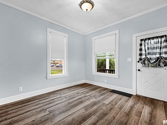2nd image of 804 State St