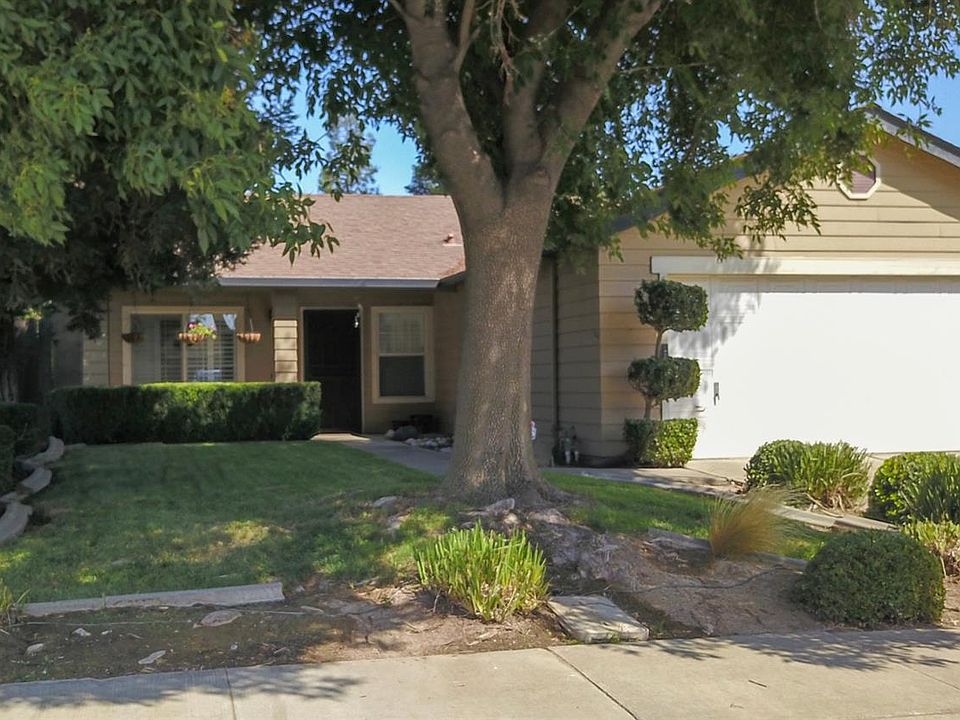 1st image of 5648 Rose Brook Dr