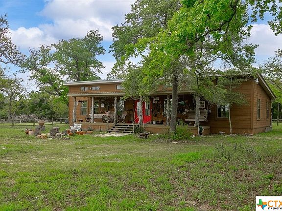 4th image of 102 Yaupon Ln
